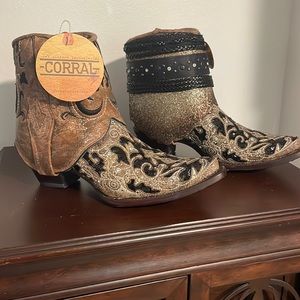 Never worn. Beautiful cowboy boots. Detachable cuff.